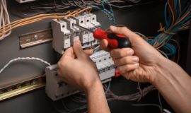Contrat de location : le diagnostic gaz et électricité est obligatoire